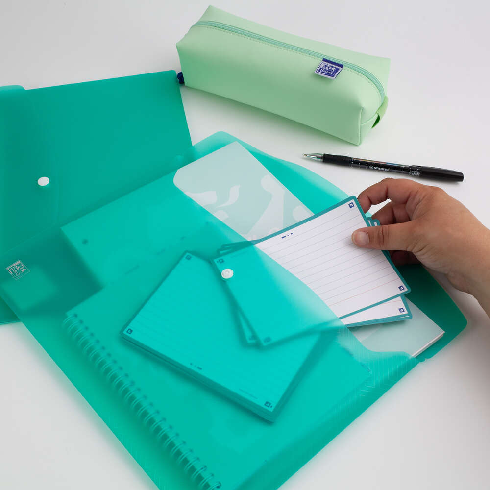 A4 Oxford Coloured Plastic Snap Wallets - Pack of 50